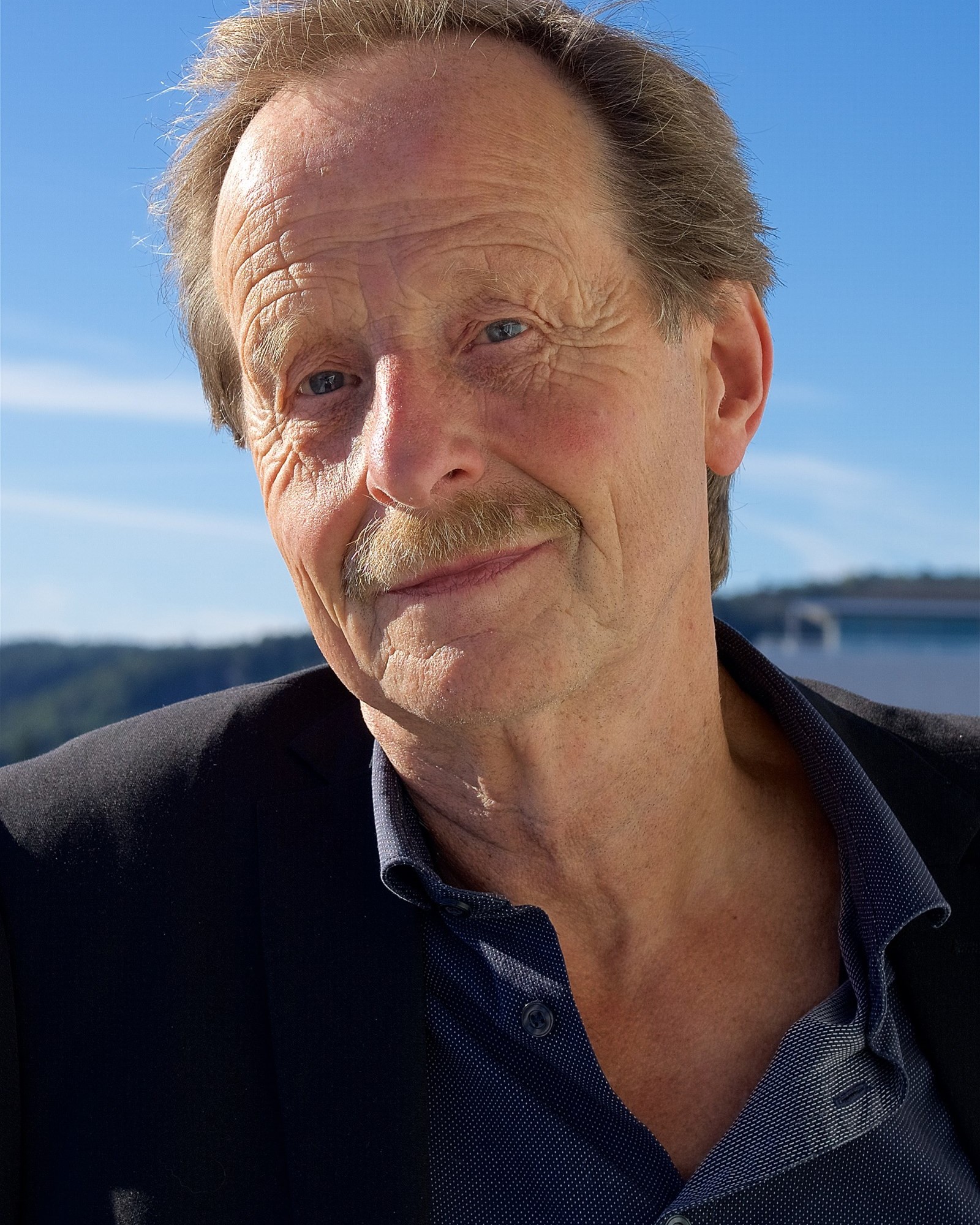 Kjartan Fløgstad