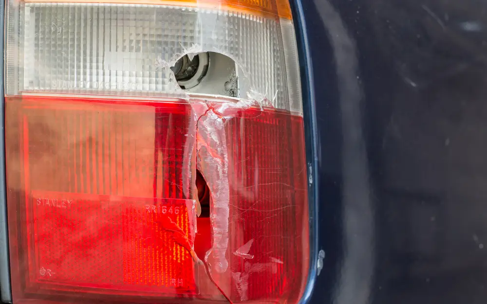 Driver Safety Tip - The Dangers of Tailgating