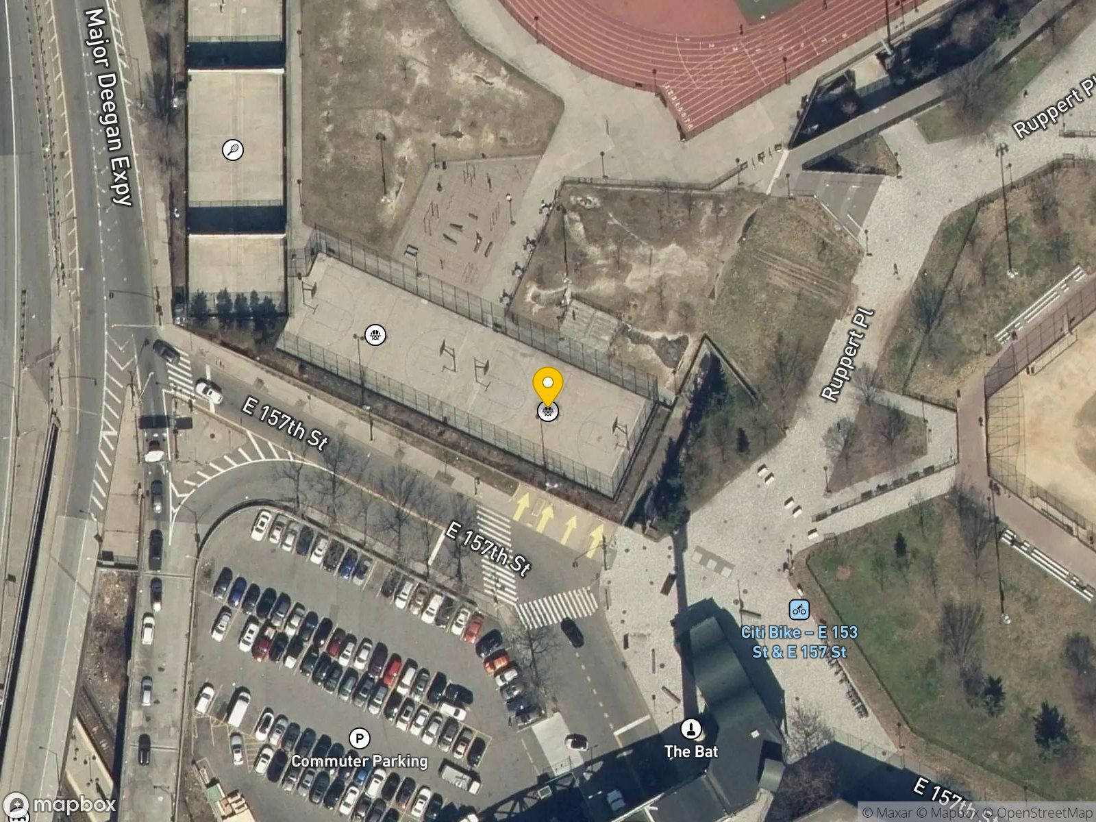 Macombs Dam Park basketball court satellite view