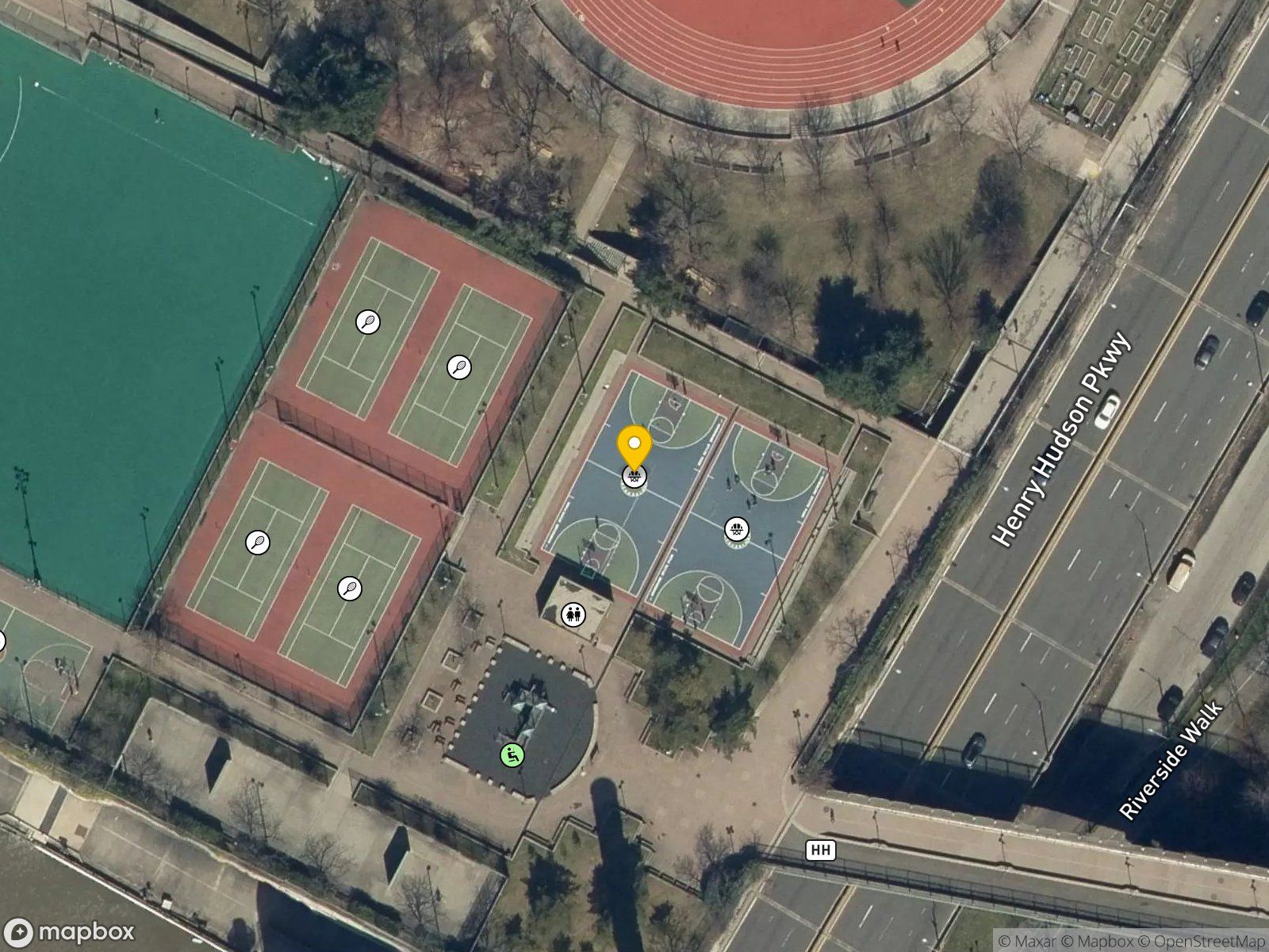 Riverbank State Park basketball court satellite view