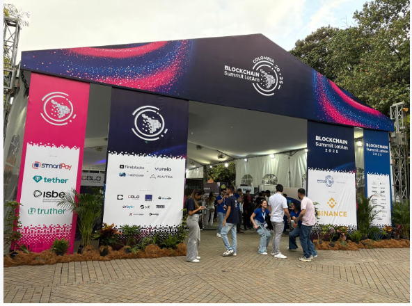 ISBE participates in the Blockchain Summit Latam (BSL) 2025 in Medellín, Colombia