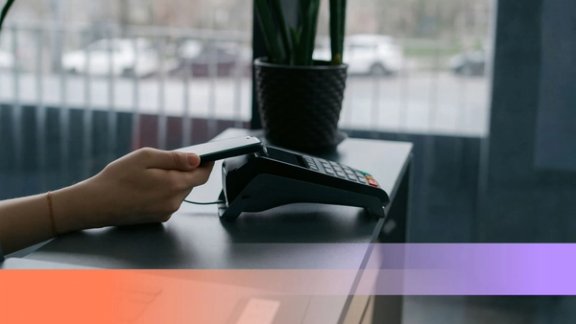 Cómo la tecnología blockchain ayuda a prevenir la falsificación de dinero