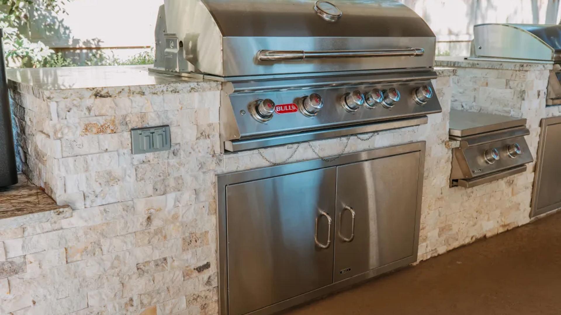 The Woodlands Pool & Outdoor Kitchen - Image 2