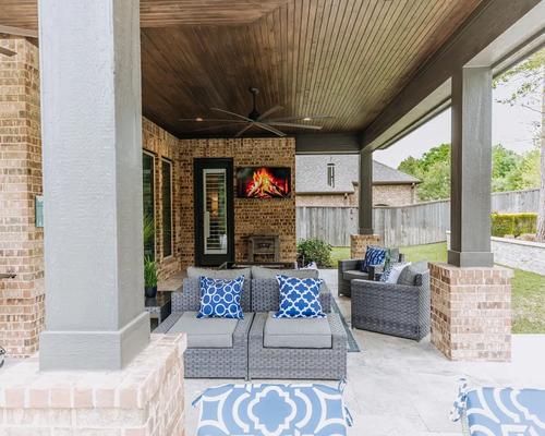 Woodforest Pool & Entertainment Area - Image 2