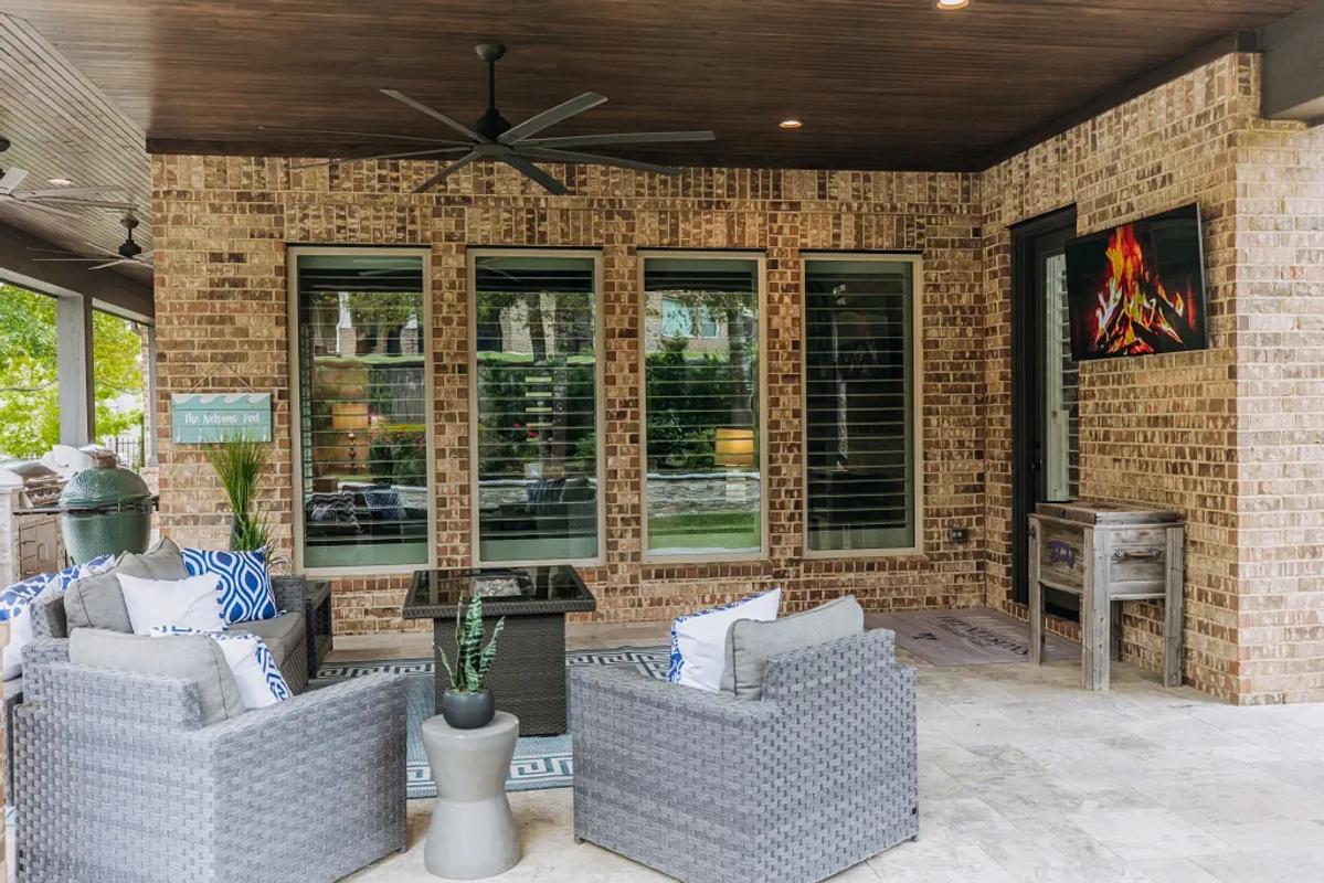 Woodforest Pool & Entertainment Area - Image 3