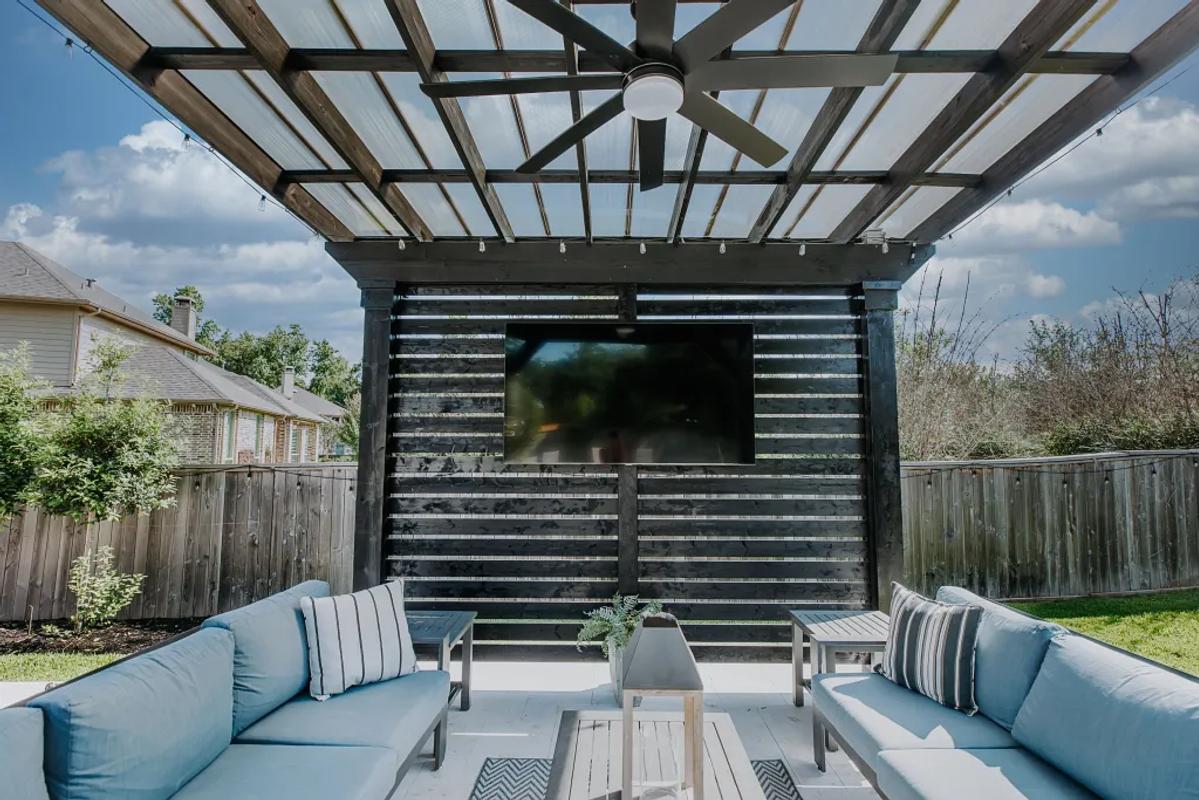 Woodforest Resort-Style Pool - Image 1