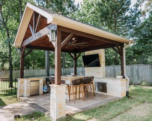 Woodforest Outdoor Kitchen & Dining - Image 2