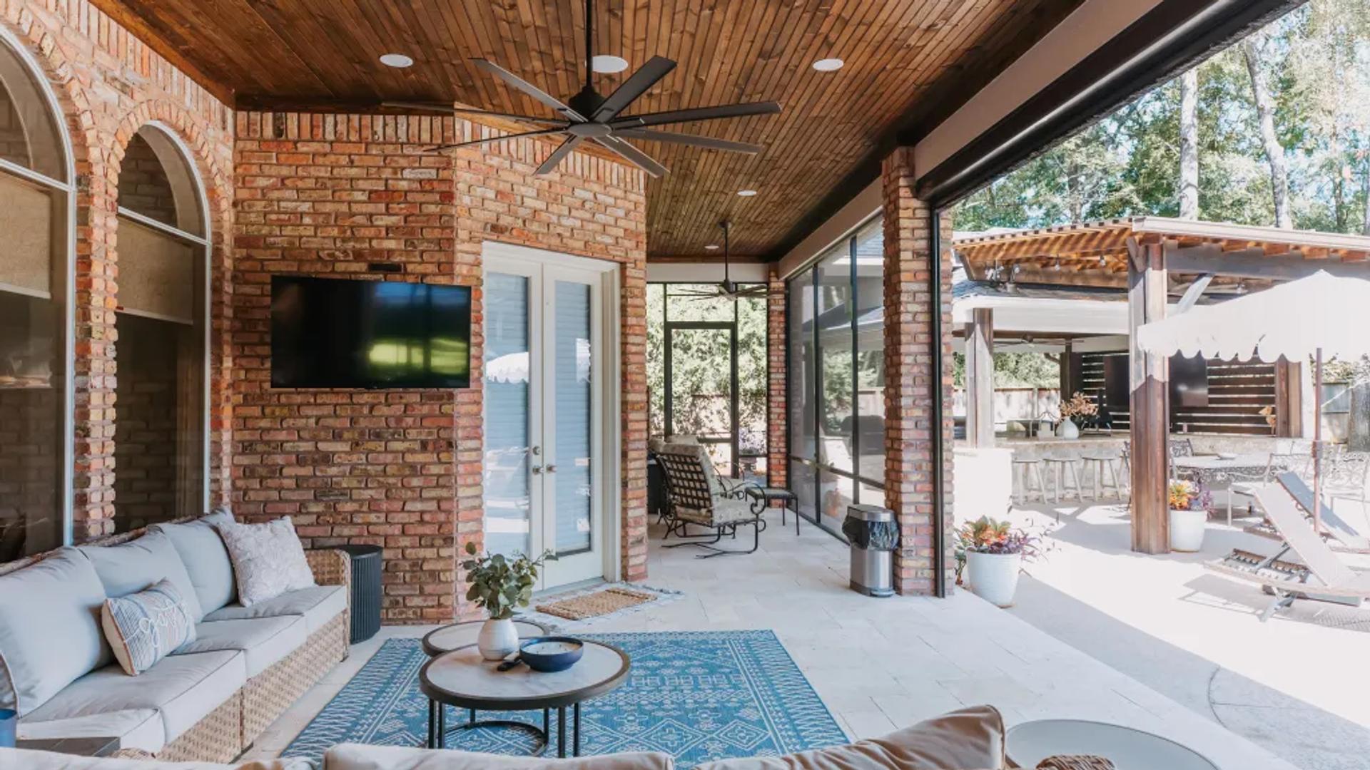 The Woodlands Pool & Outdoor Kitchen - Image 4