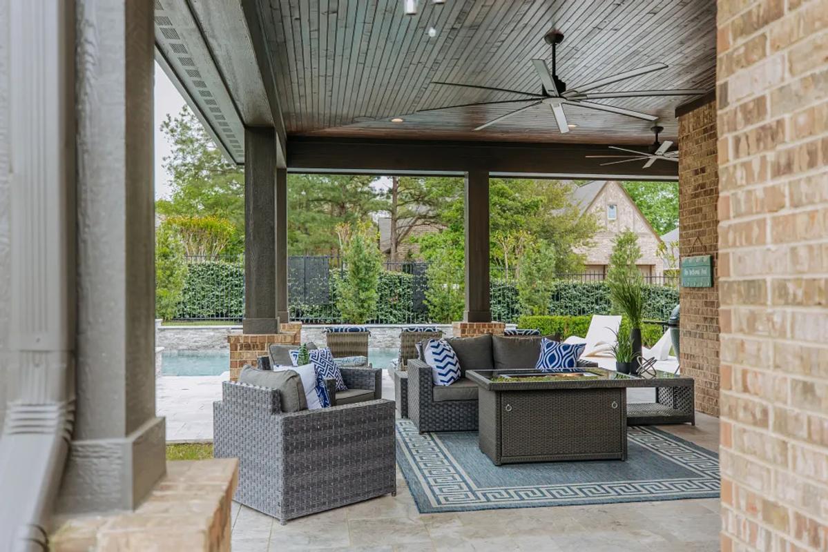 Woodforest Pool & Entertainment Area - Image 4