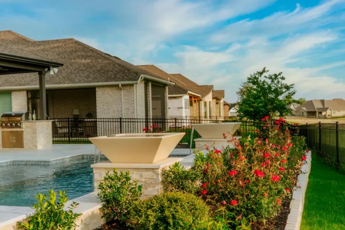 Chambers Creek Luxury Pool & Spa - Image 1