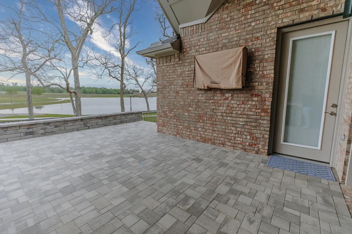 Chambers Creek Outdoor Kitchen & Patio - Image 2