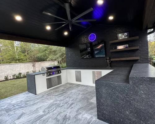 Pine Island Pool & Covered Pavilion - Image 3