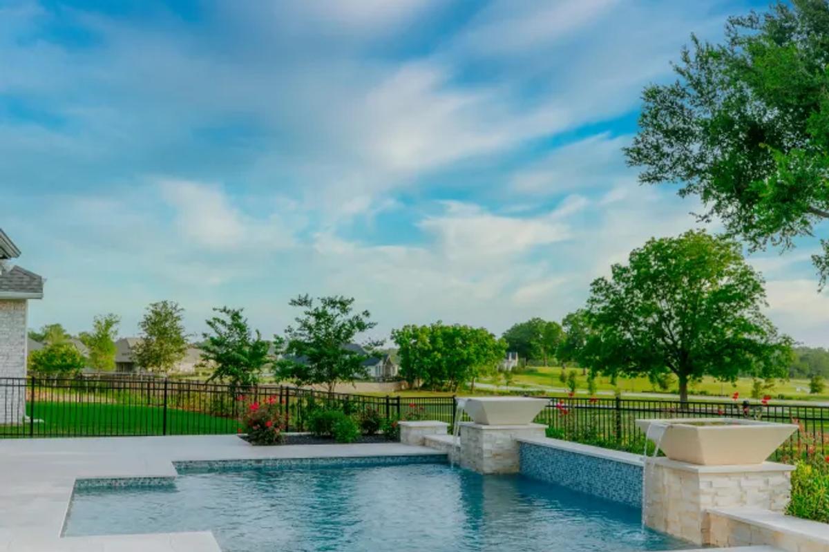 Chambers Creek Luxury Pool & Spa - Image 6