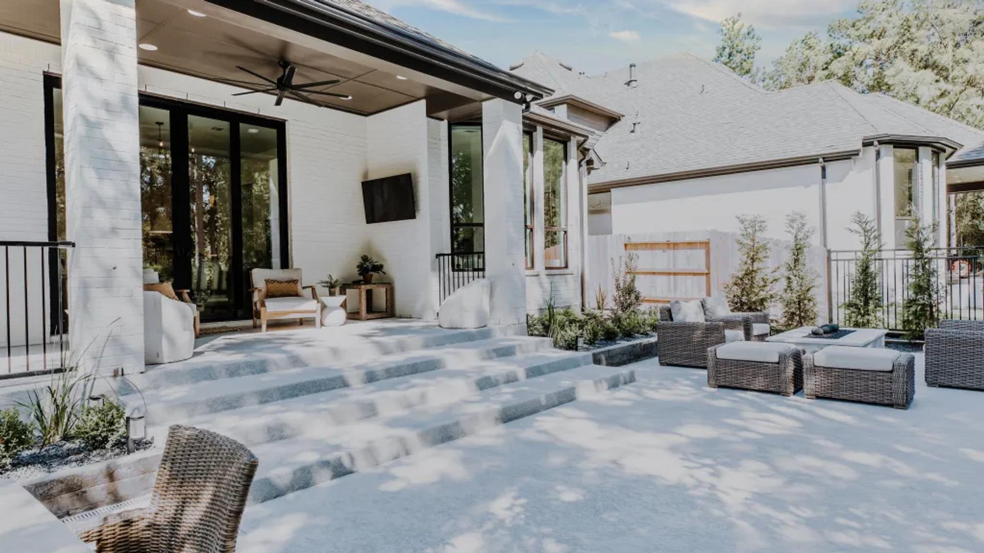 Woodforest Multi-Level Outdoor Space - Image 7