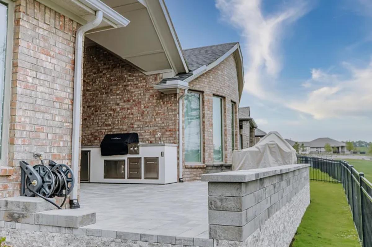 Chambers Creek Outdoor Kitchen & Patio - Image 3