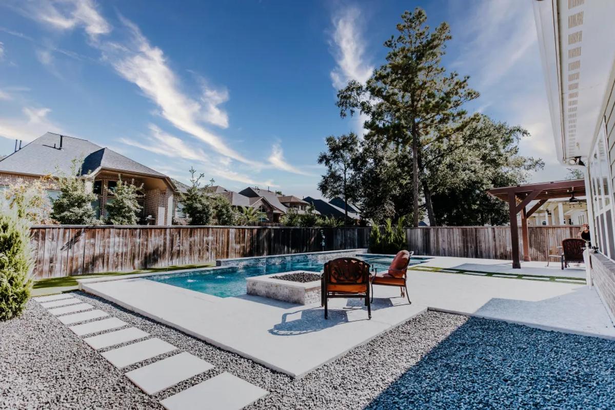 Woodforest Pool & Fire Feature - Image 4