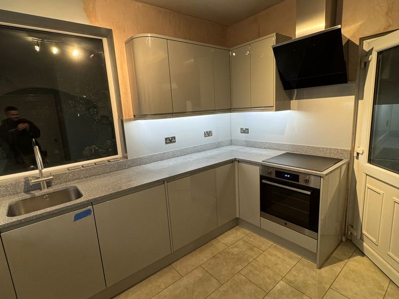 Minerva worktops with waterfall windowsill, Leamington Spa
