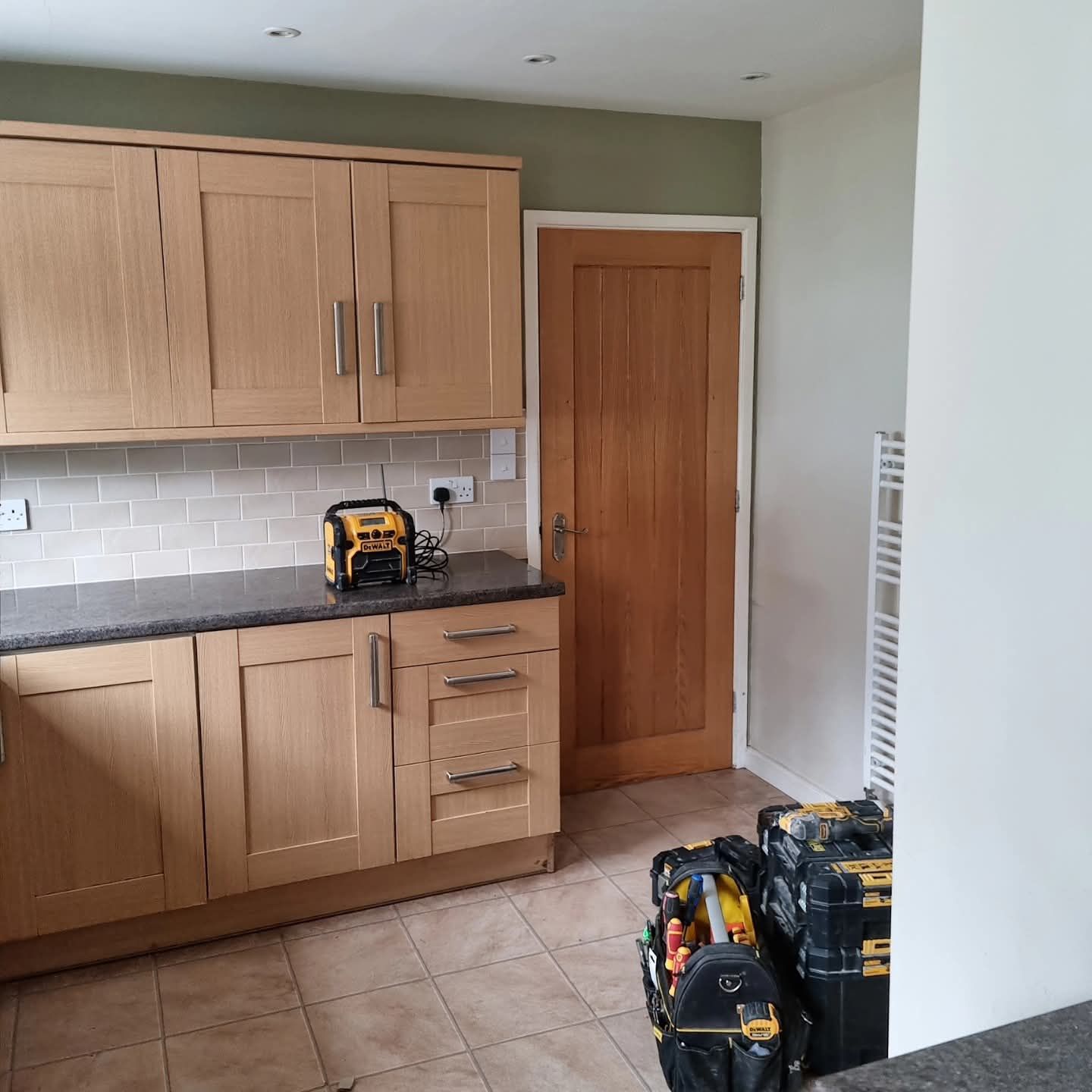 Wall removed to open up a kitchen diner