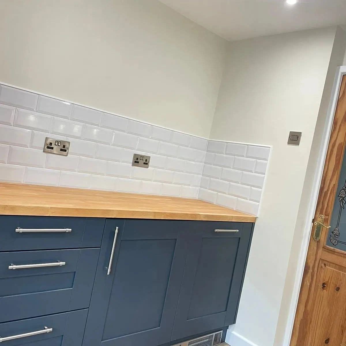 Solid oak kitchen, Allesley