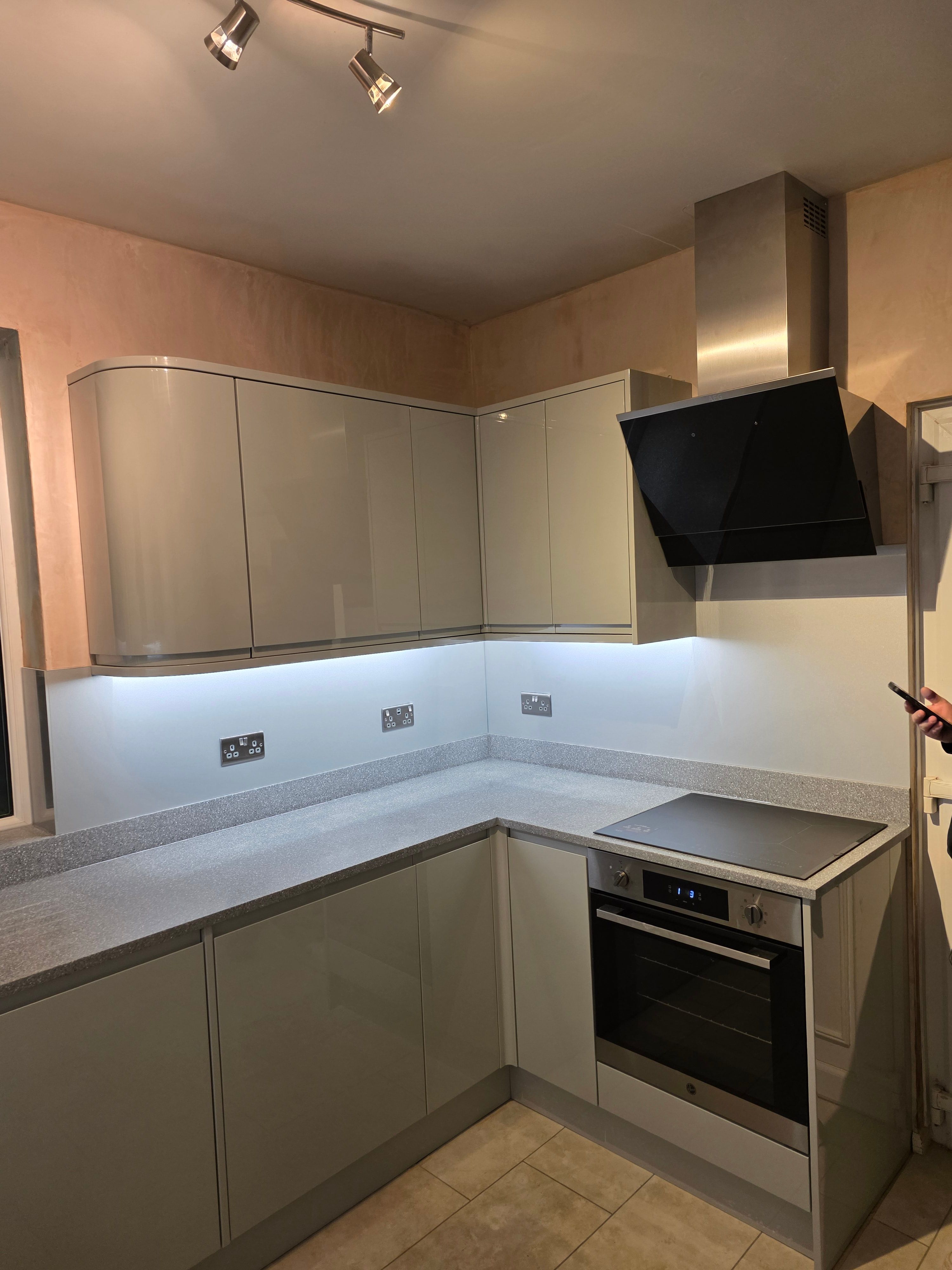 Minerva worktops with waterfall windowsill, Leamington Spa
