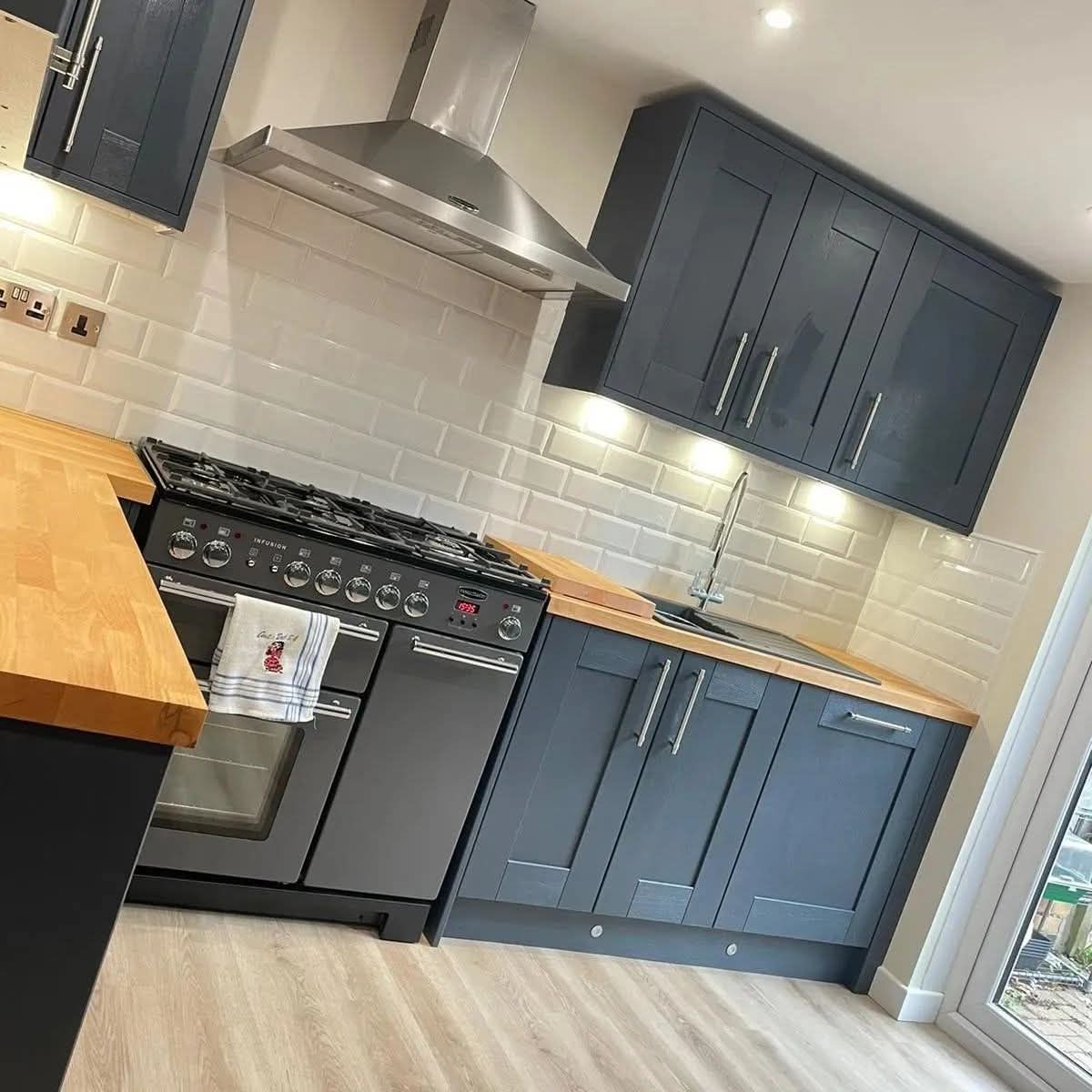 Solid oak kitchen, Allesley
