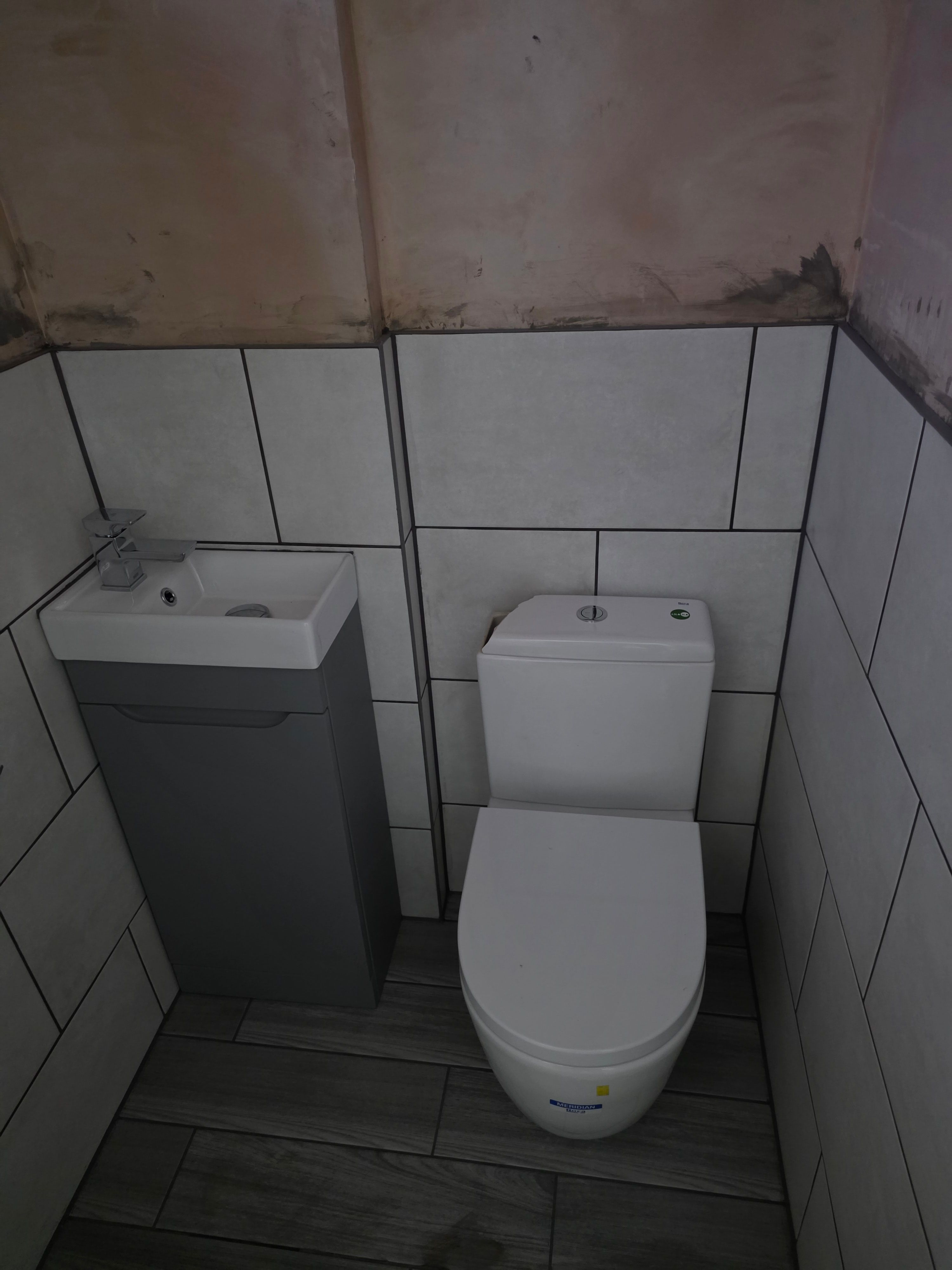 Three bathrooms in one house, Nuneaton
