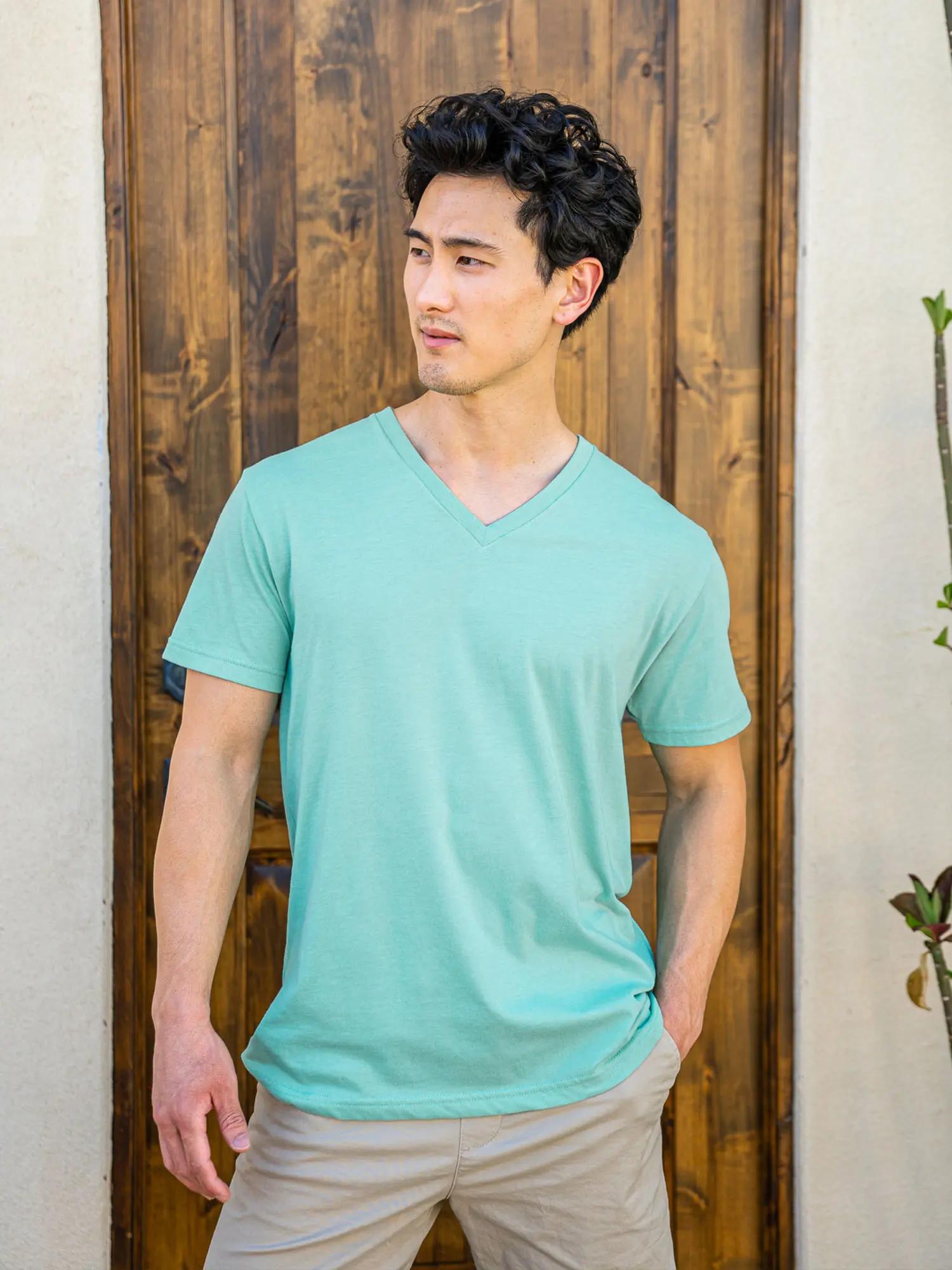 Neomint V-Neck | Fresh Clean Threads