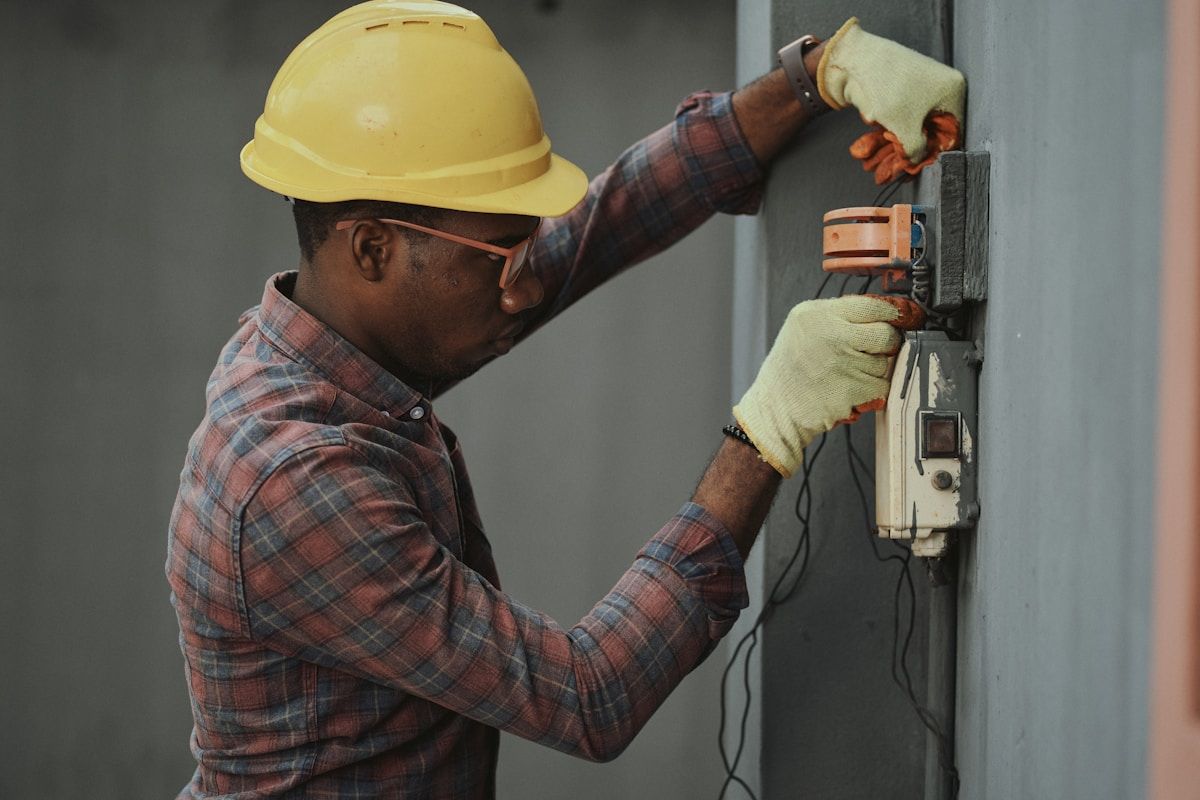 Electrical safety equipment and construction site electrical systems