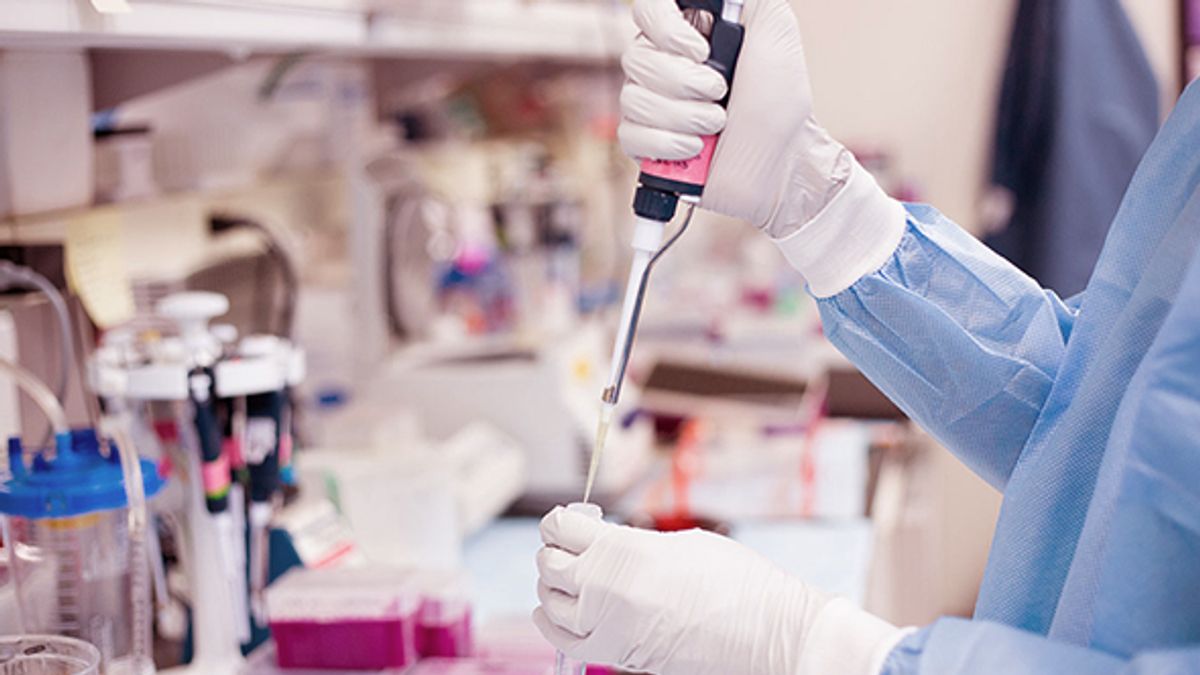 Scientist%20in%20the%20Lab.jpg