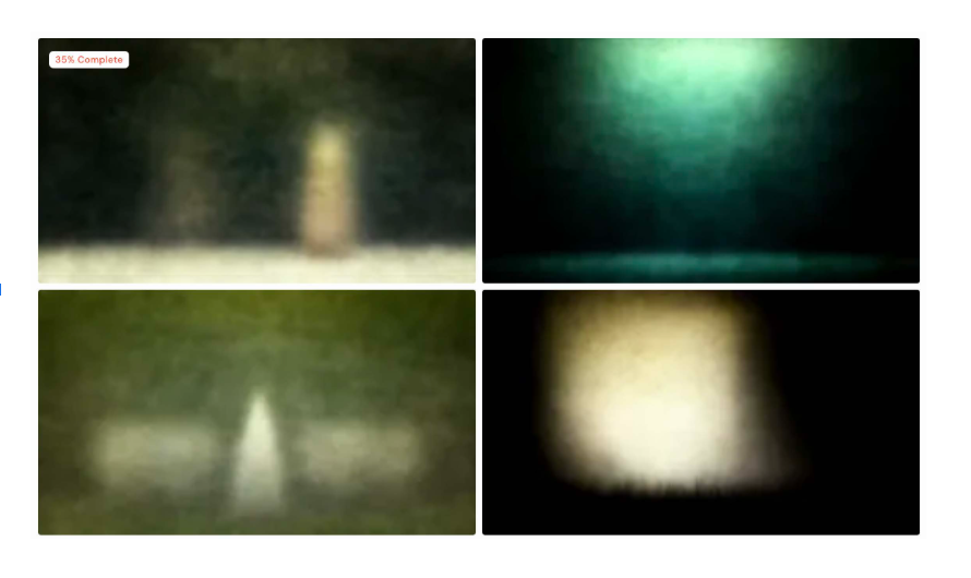 Voorbeeld van een voortgangsindicator tijdens AI-beeldgeneratie, met vier vage, gedeeltelijk gevormde beelden en een label dat ‘35% Complete’ toont.