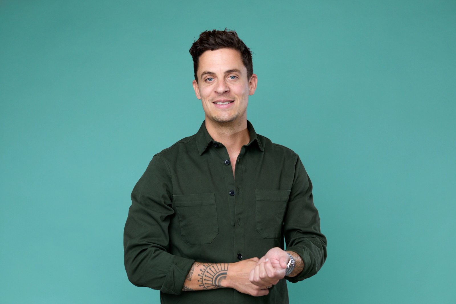 Maarten, Senior UX Designer en founder van humanoids met blauw achtergrond