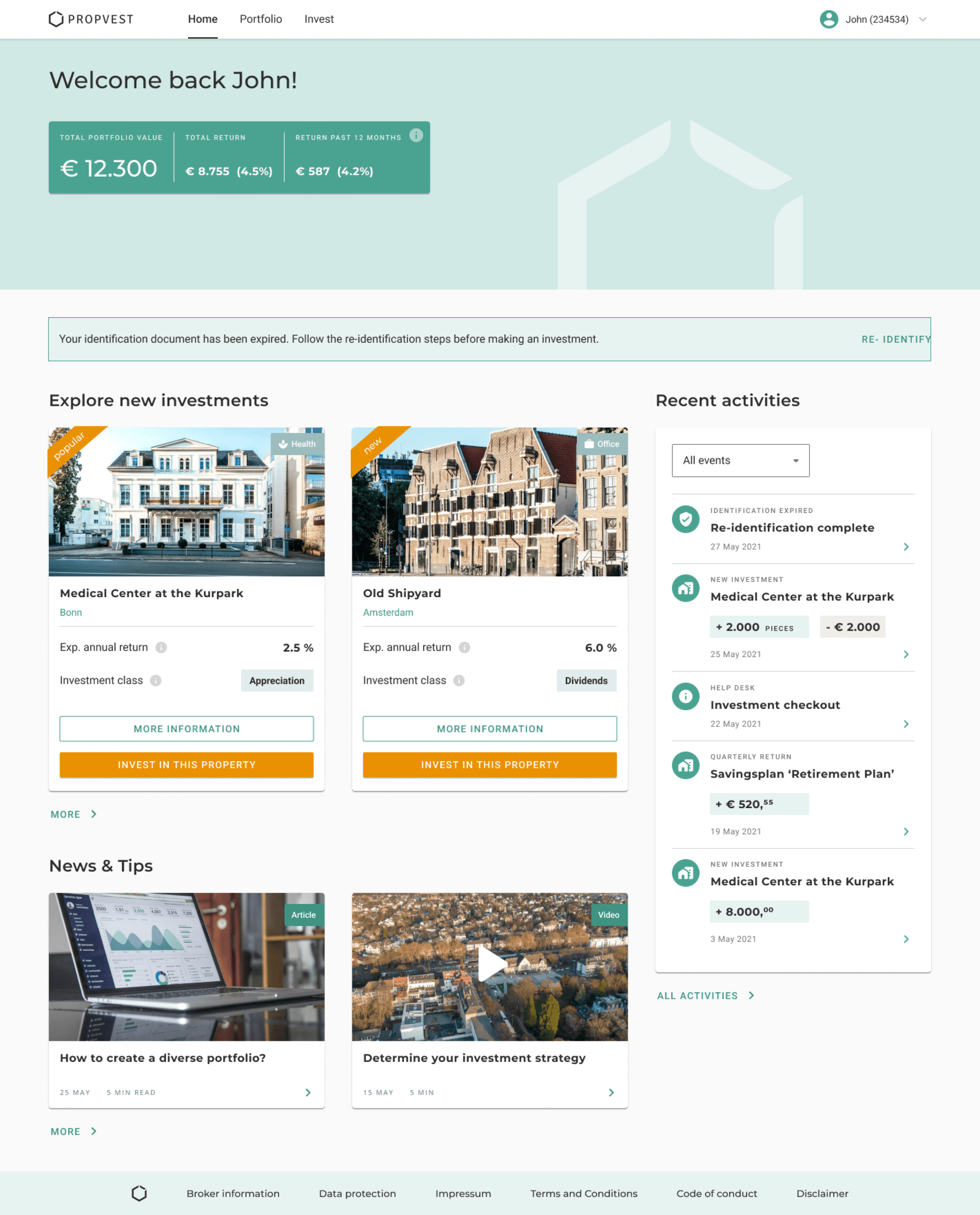 Drie kaartjes met PROPVEST gebouwen om te kunnen investeren in vastgoed to invest in propertie