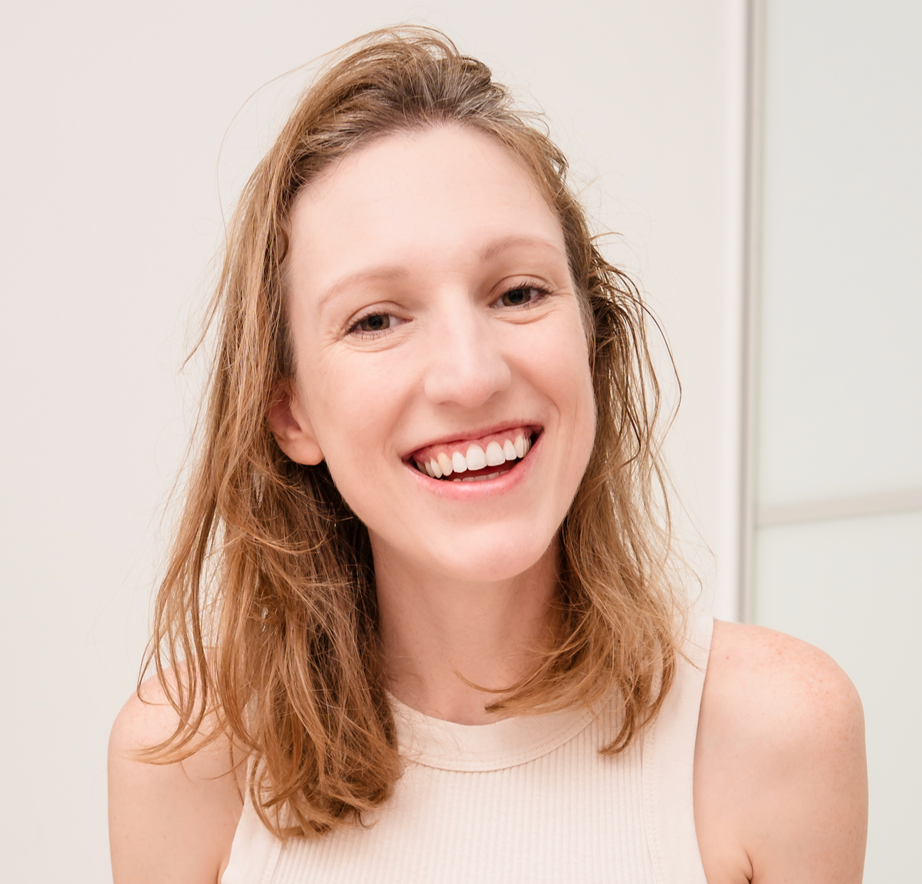Dr Jennifer Luna