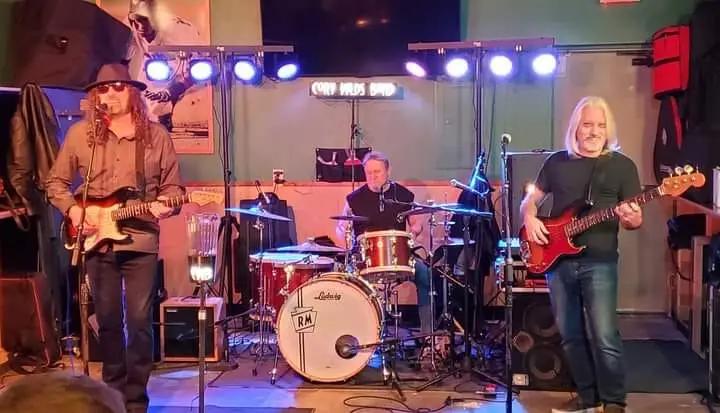 LIVE: Cory Wilds Band