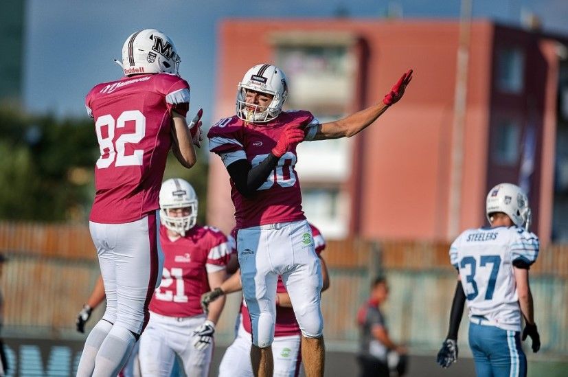 V prvním utkání jsme porazili vícemistry Ostrava Steelers