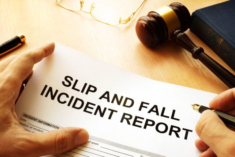 www.aceyourcase.com_blog_how-slip-and-fall-accident-claims-work_-How-Slip-and-Fall-Accident-Claims-Work-768x512-1.jpeg