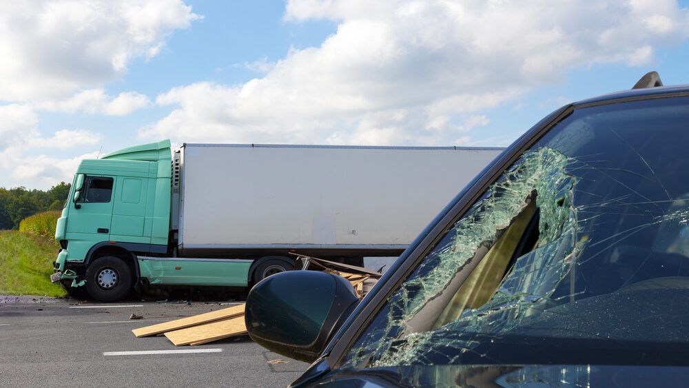 truck-accident-injuries-and-loss-of-income-legal-avenues-for-financial-recovery