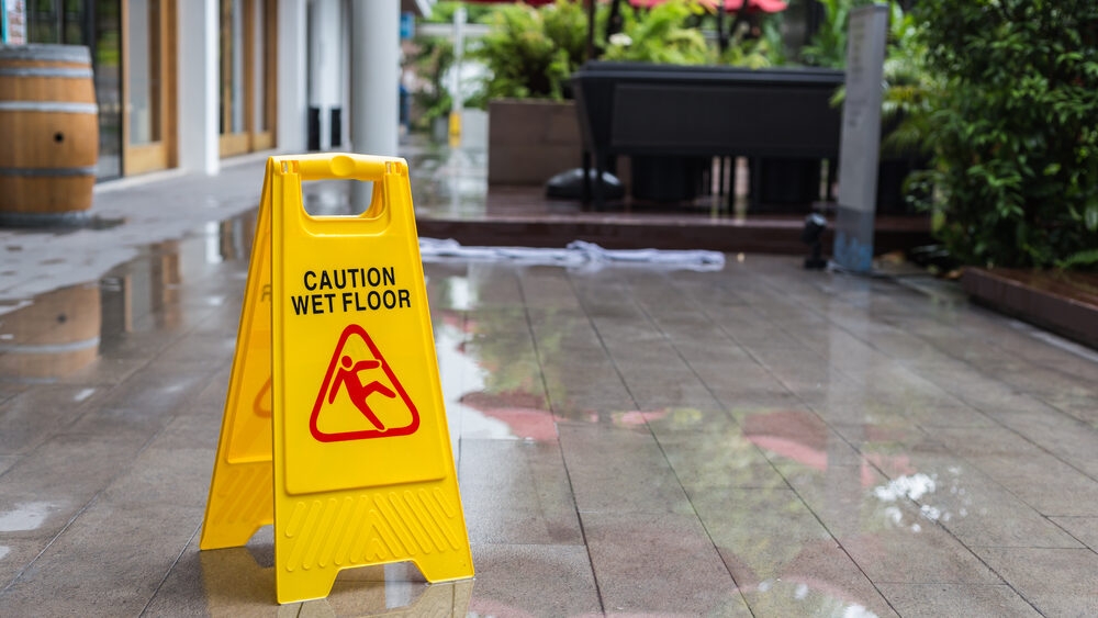 www.aceyourcase.com_blog_top-10-slip-and-fall-places-in-florida_-Top-10-Slip-and-Fall-Places-in-Florida-edited.jpg