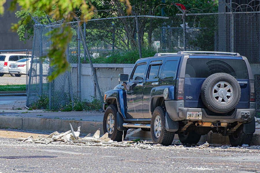 www.aceyourcase.com_blog_responsible-for-road-debris-damages-and-injuries_-road-debris.jpg