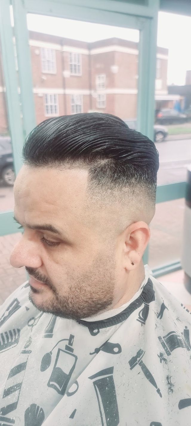 Skin fade and line-up, side profile