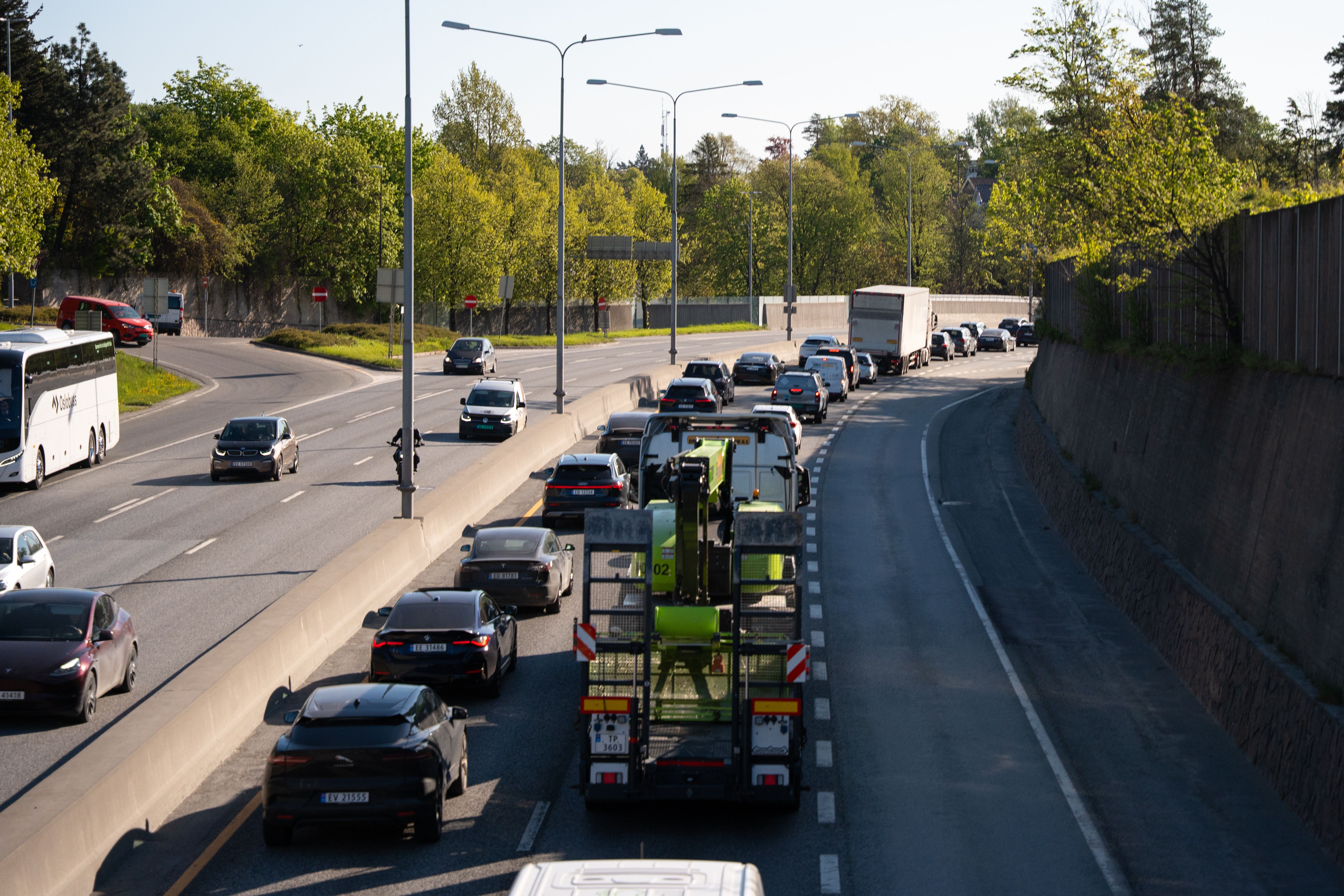Bilde av E 18 Vestkorridoren og kø innover mot Oslo.