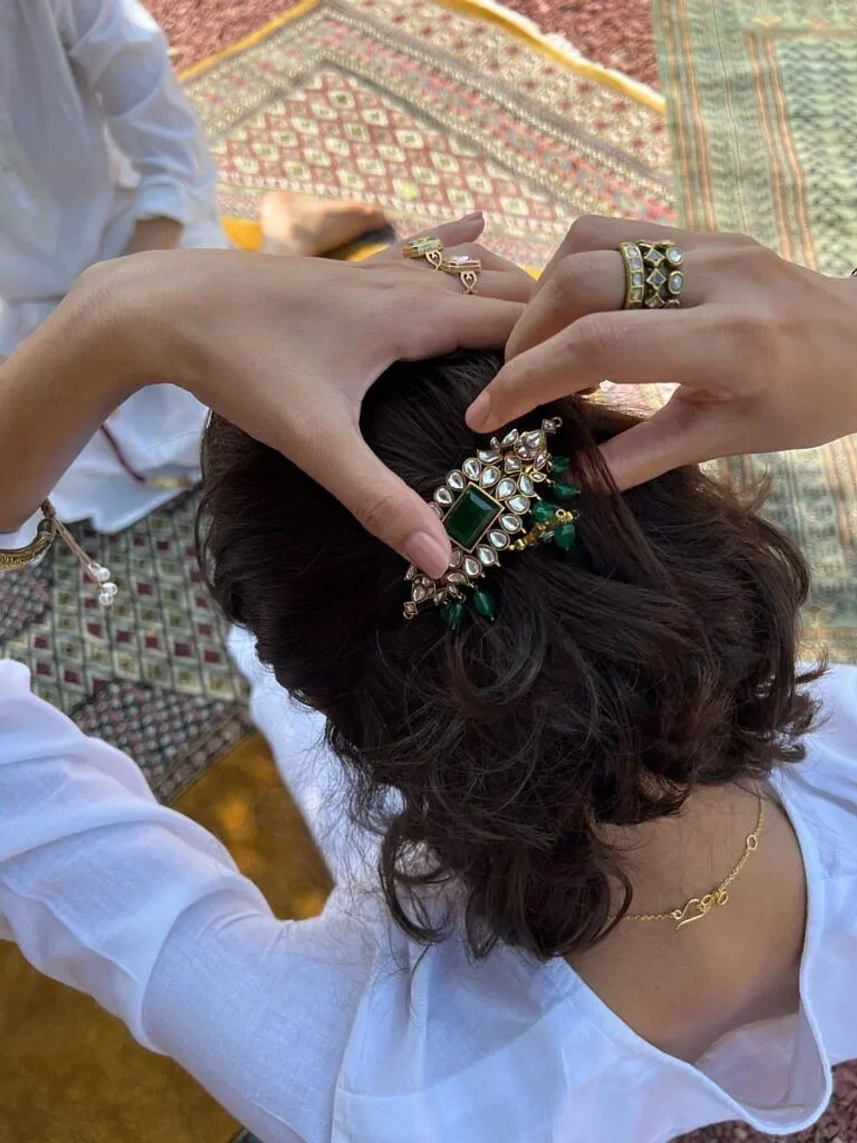 Diwali jewellery trends in 2025: Why convertibles, hand chokers are replacing heavy gold