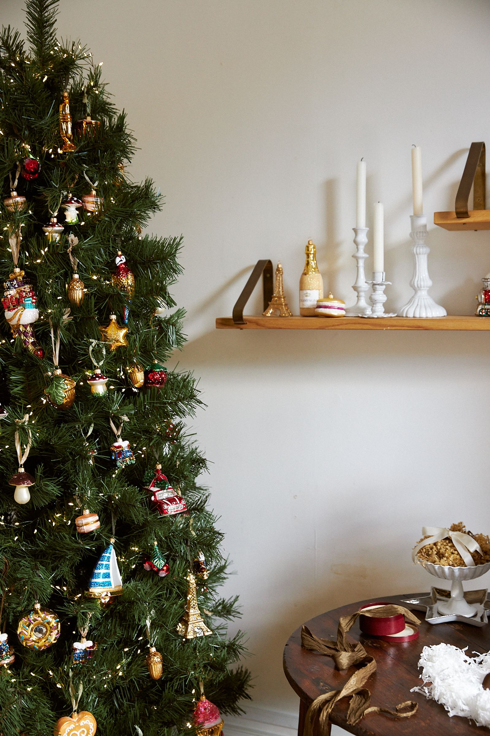 A snapshot of Ali's apartment featuring a decorated Christmas tree