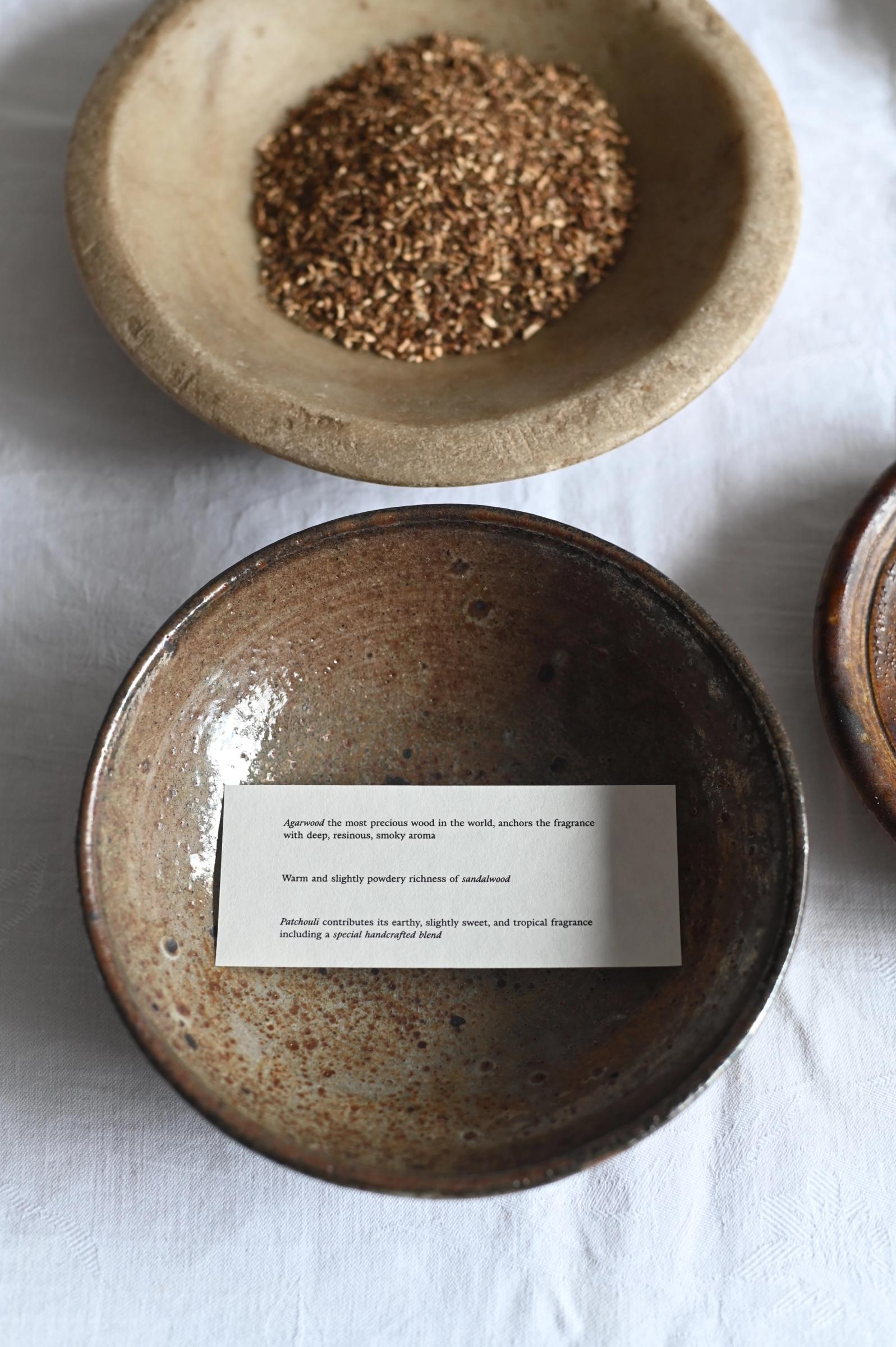 label with text describing scent and brand philosophy