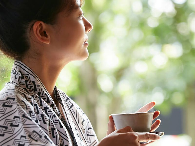 Japanās Tea Obsession: Bottles, Bubbles, and Beyond