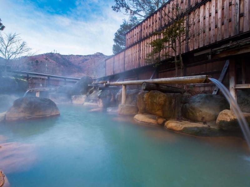The Ultimate Guide to Japan Onsen