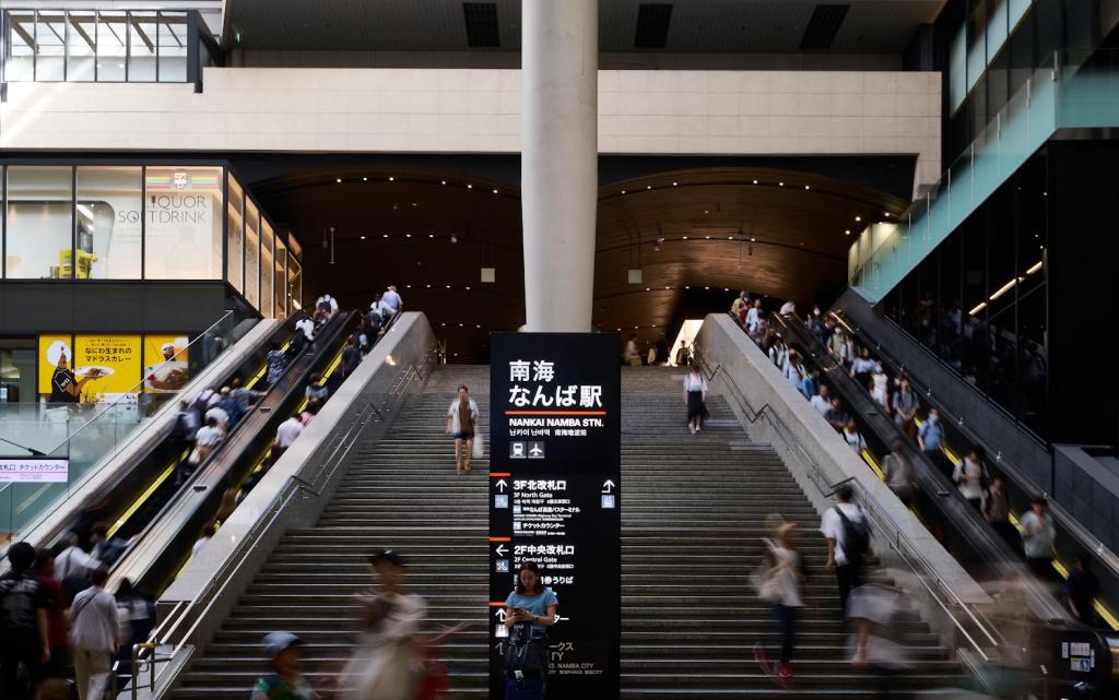 🏙️ エスカレーター の マナー