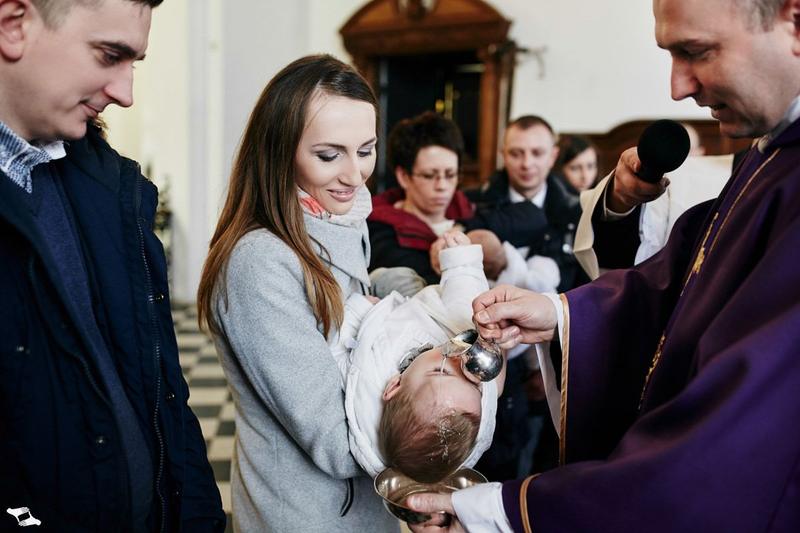 Reportaż z chrztu — Chrzest