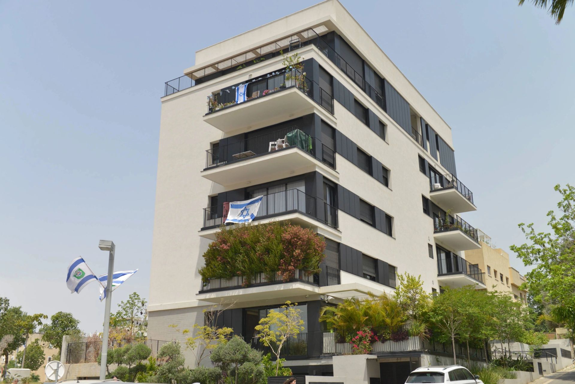 53 מבצע קדש