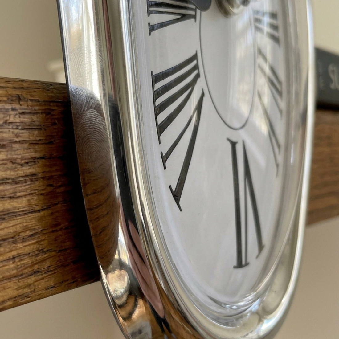 Vintage Retro Melting Art Clock — view 3